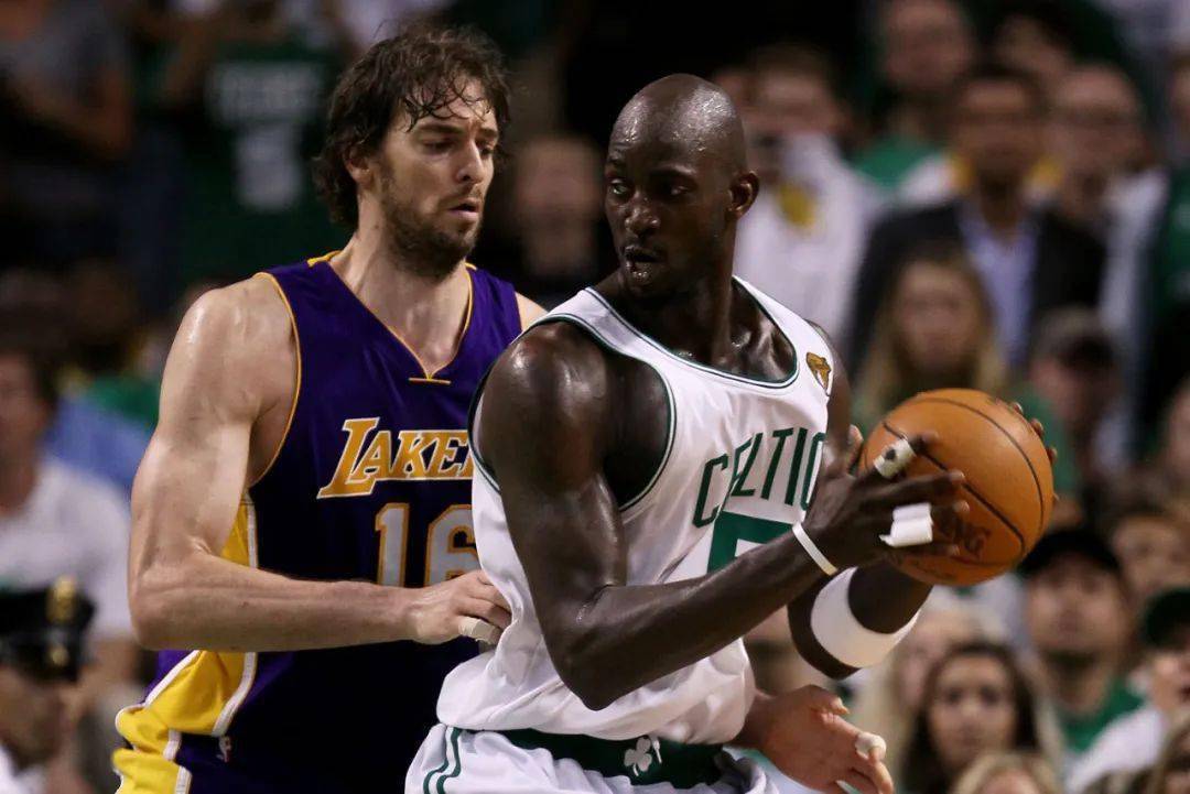 王曼昱夺得乒乓球亚洲杯女单冠军人民日报客户端.