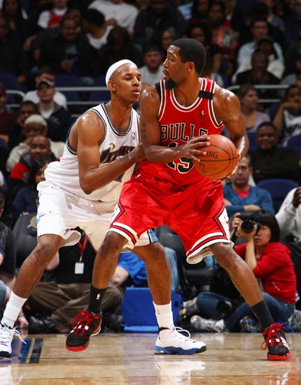 阿隆索不喜欢处理球队内部政治问题，但皇马／曼城显然难实现