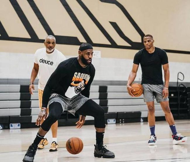 NBA常规赛1月9日精彩对决：森林狼挑战骑士，独行侠力战爵士