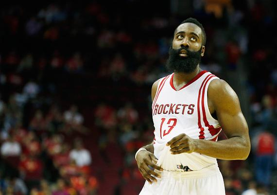 芝加哥小熊队宣布拒绝贝林杰的选择权，这位前 MVP 重返自由市场引发多队哄抢